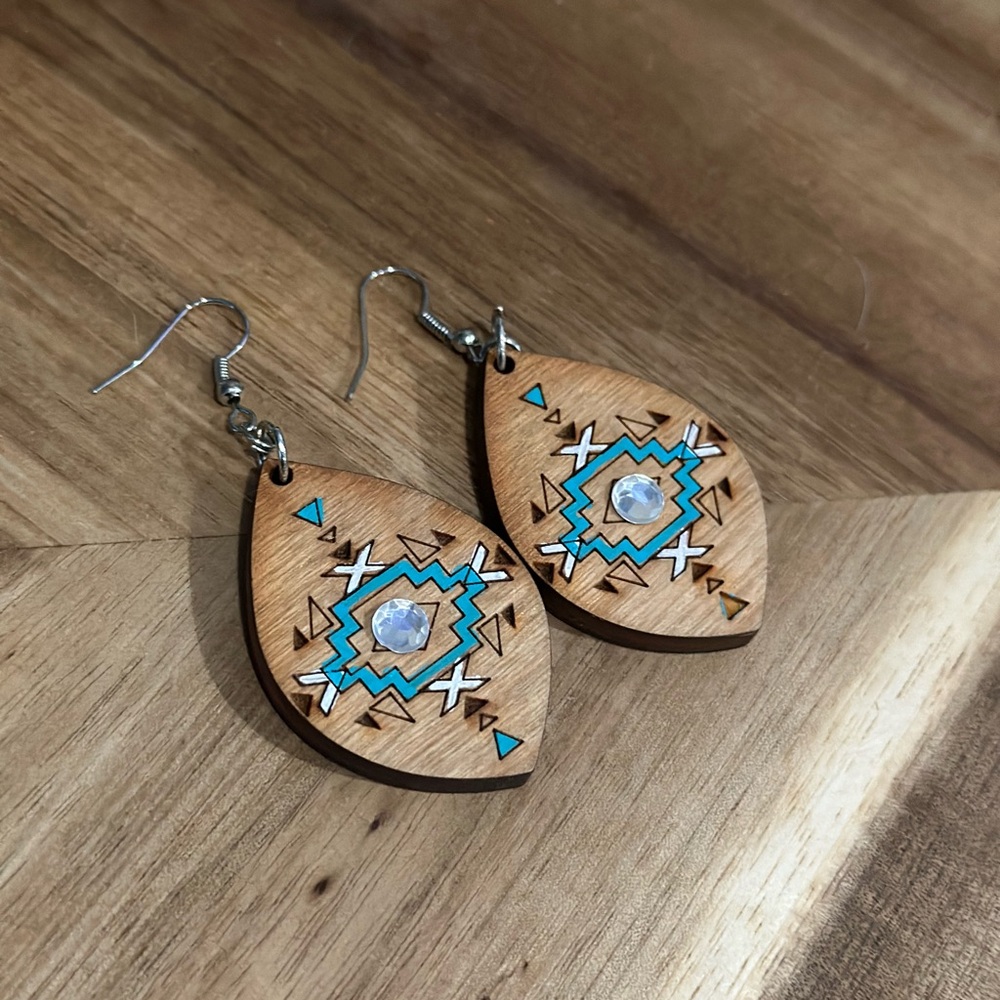 Turquoise and white cute country western earrings